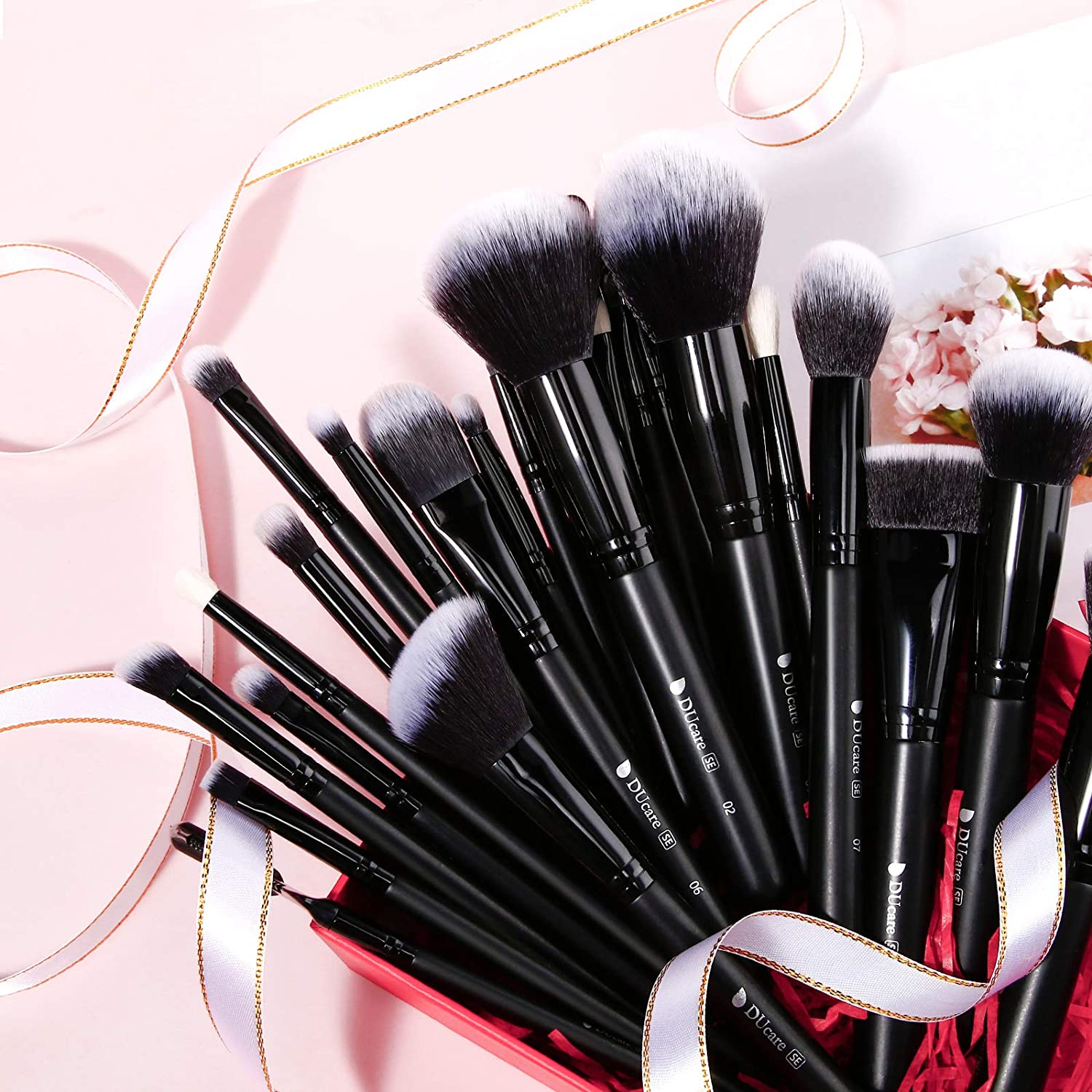Du Care 27 Pieces Professional Makeup Brushes SET - Image 3
