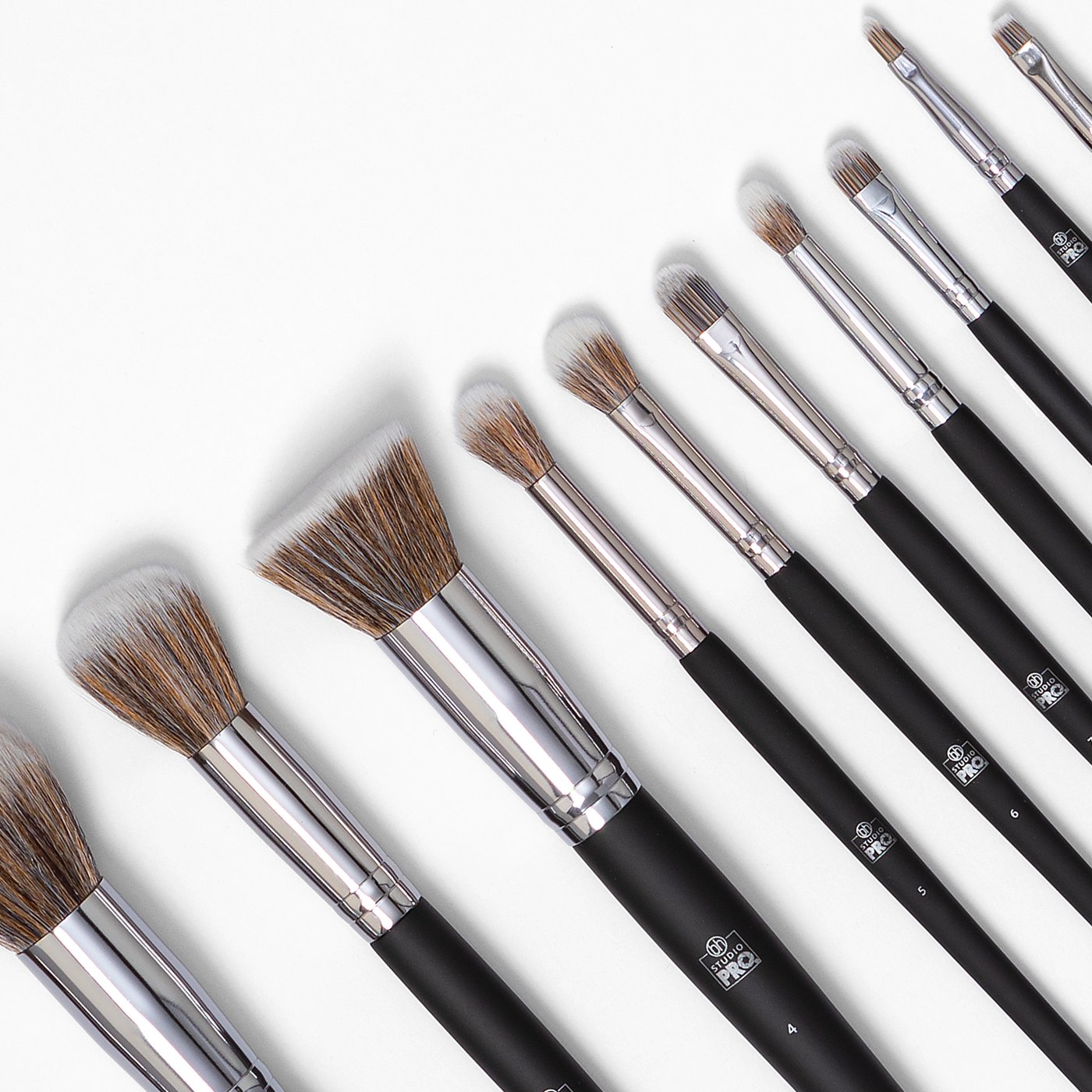 BH COSMETICS Studio Pro 13 Piece Brush Set - Image 5