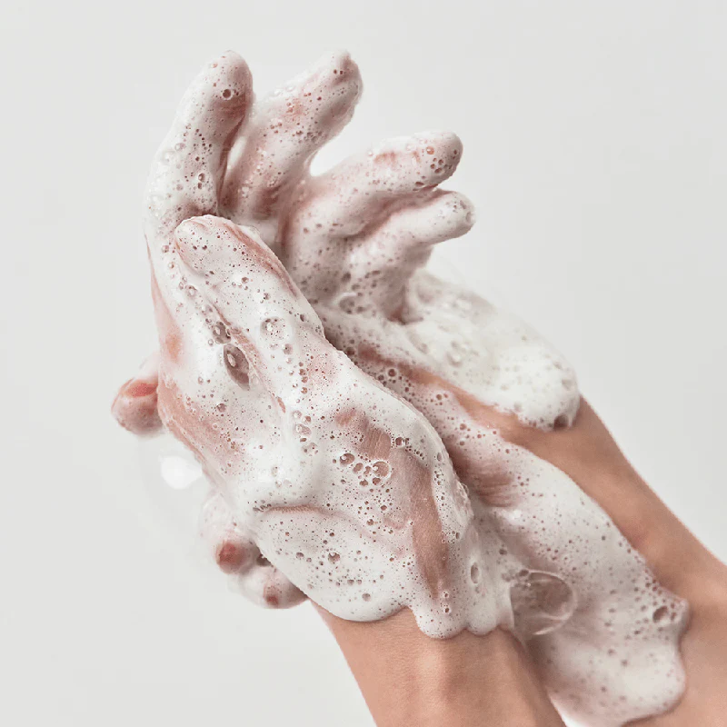Anua Heartleaf Succinic Moisture Cleansing Foam 150ml - Image 3