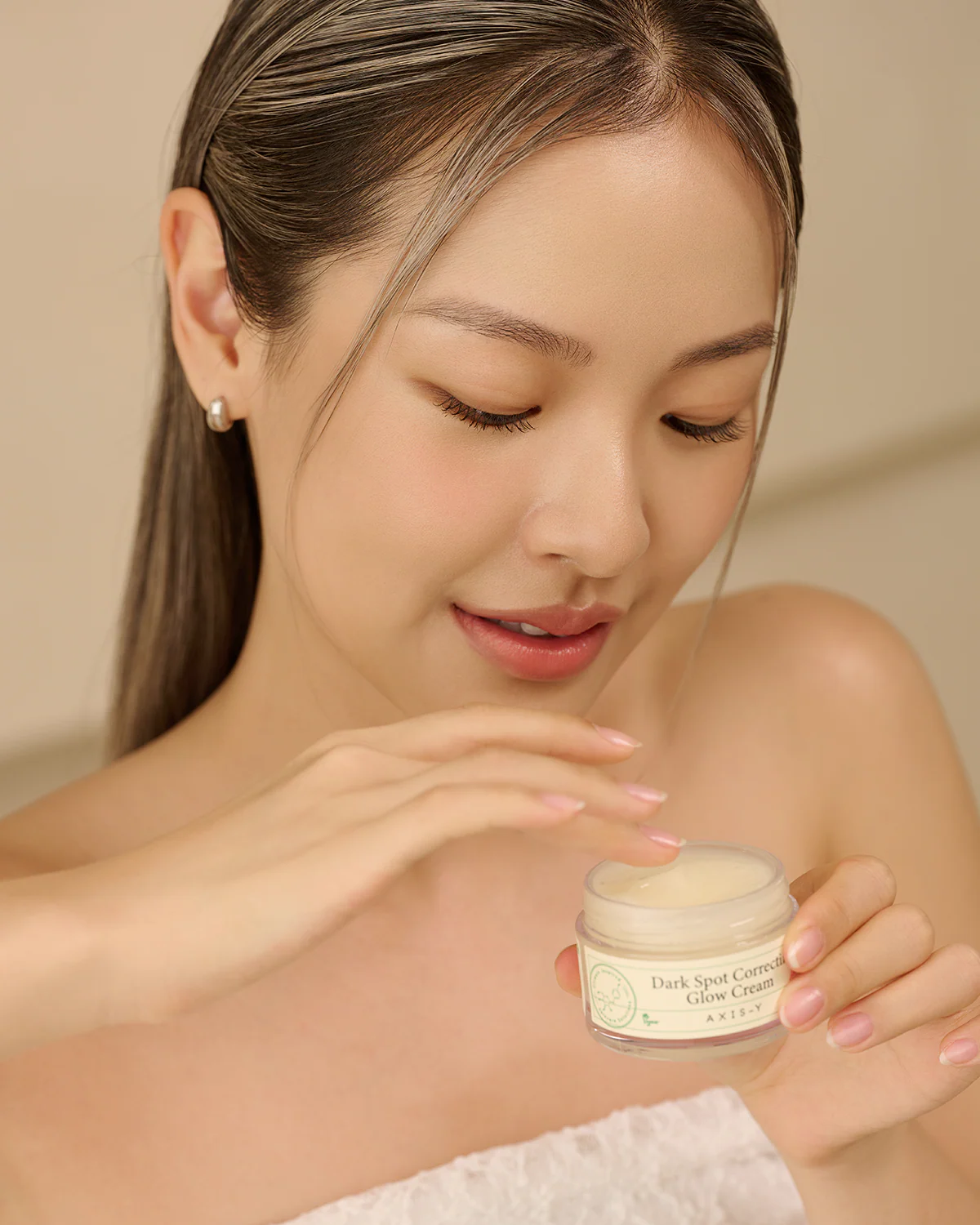 Dark Spot Correcting Glow Cream - 50ml - Image 3